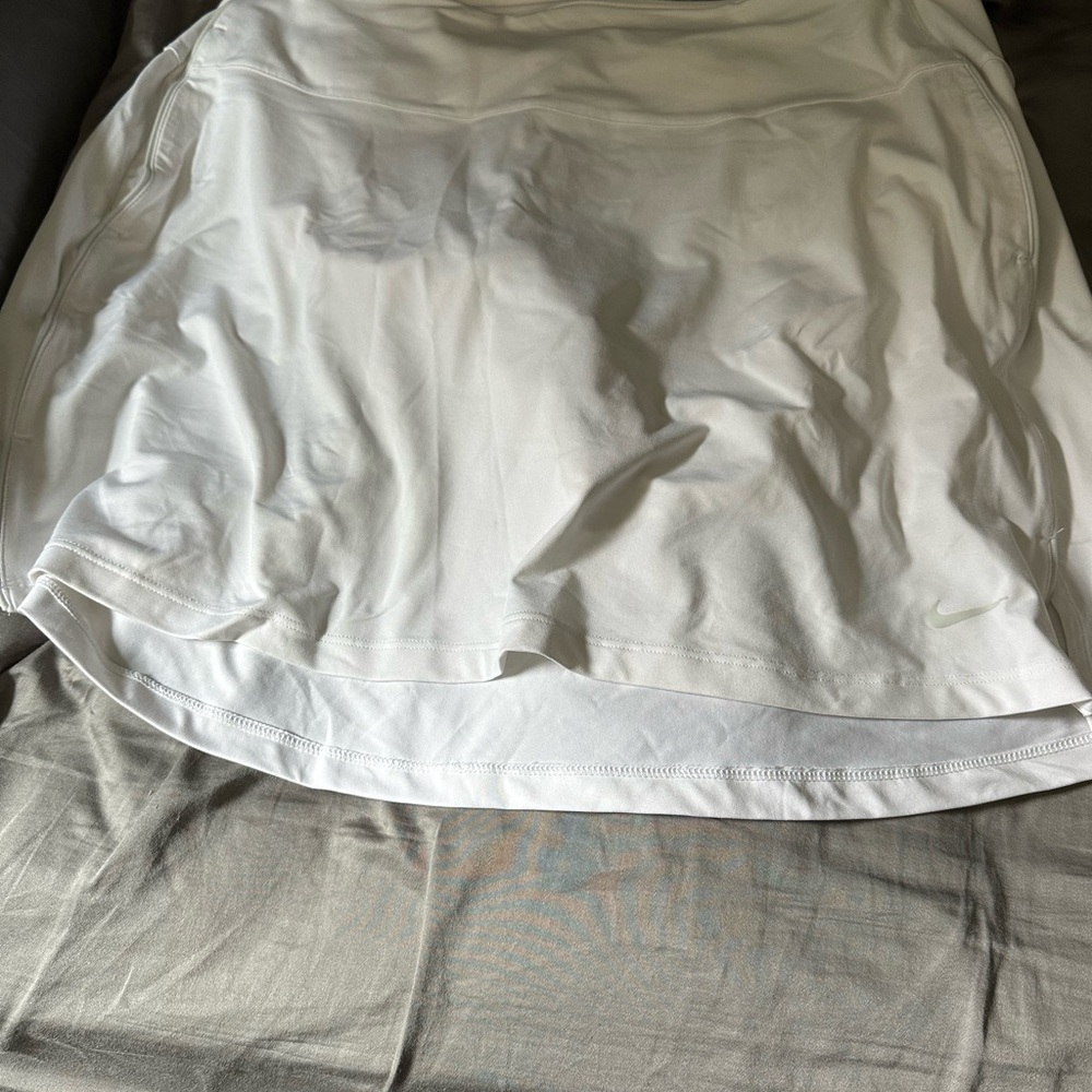 Nike Dri-FIT White Tennis Skirt